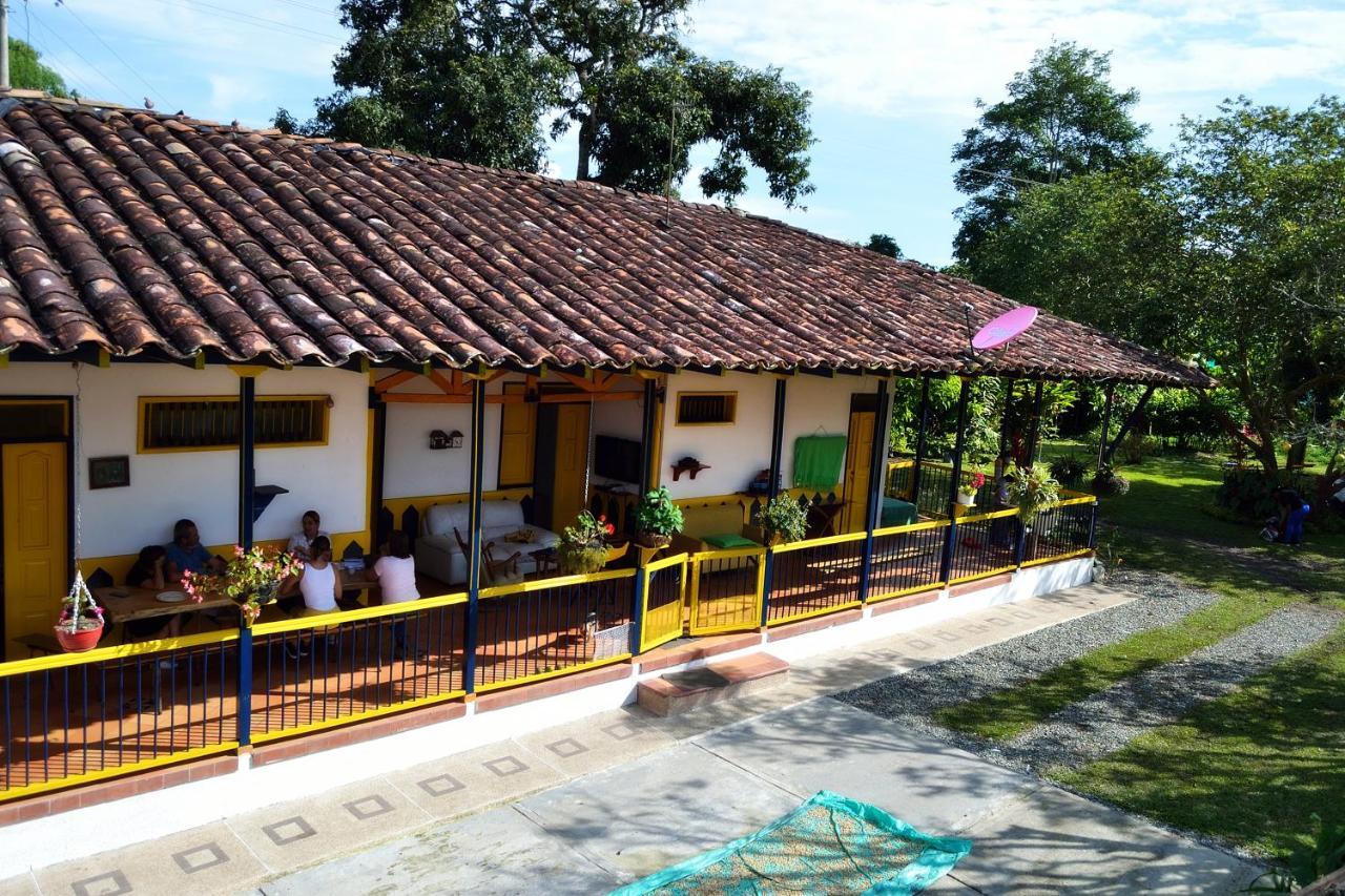 Casa Finca Villa Luz A 800 Mts Del Parque Del Cafe مونتينيغرو المظهر الخارجي الصورة